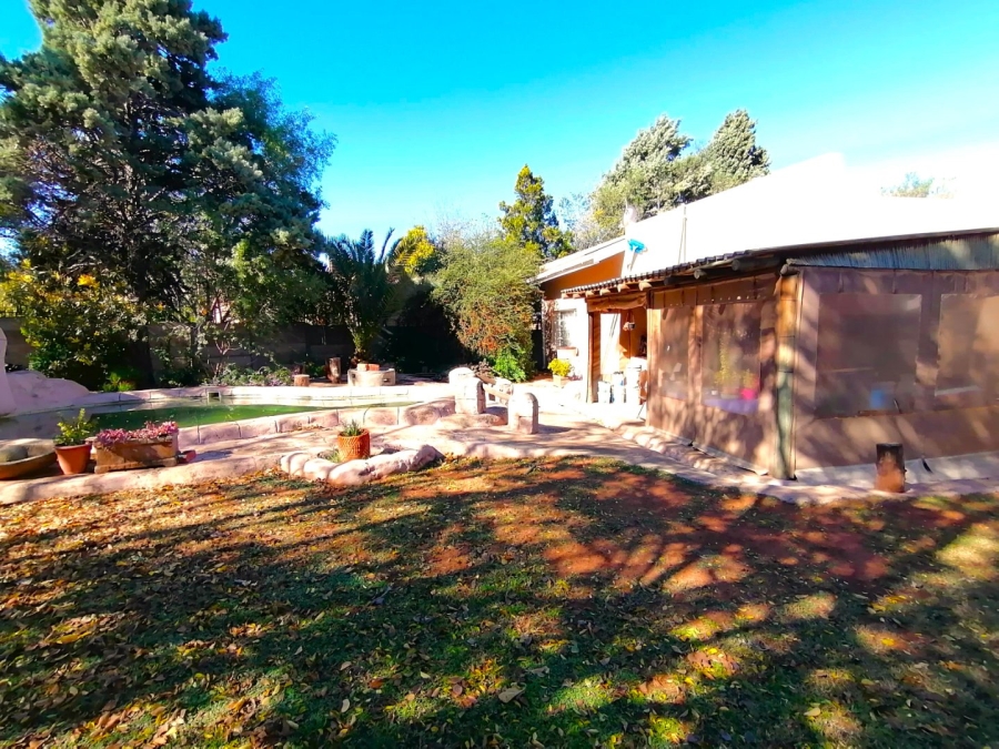 5 Bedroom Property for Sale in Pellissier Free State